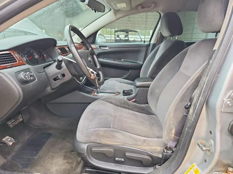 2011 CHEVROLET IMPALA LT  