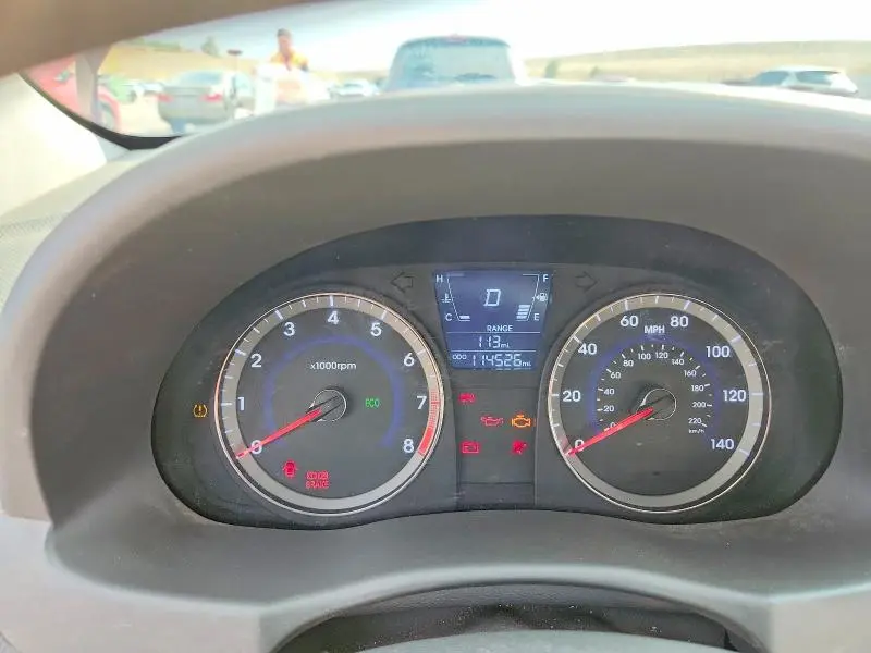 2012 HYUNDAI ACCENT GLS  