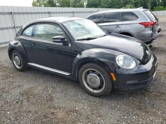 2013 VOLKSWAGEN BEETLE   