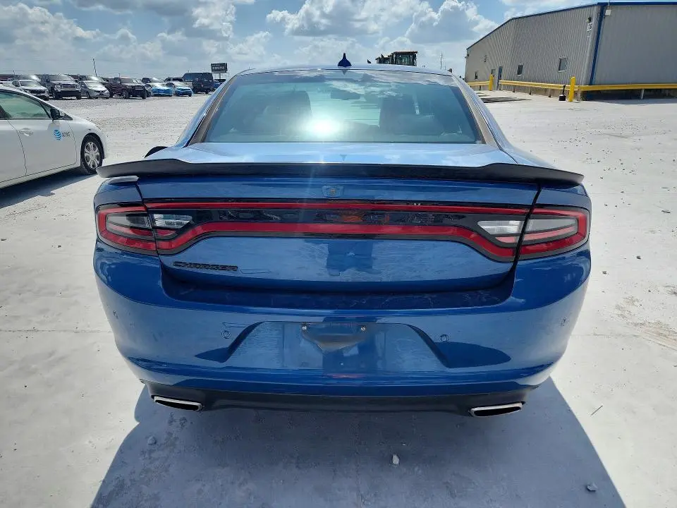 2020 DODGE CHARGER SXT  