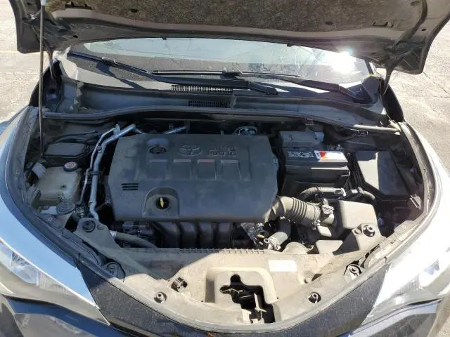 2021 TOYOTA C-HR XLE