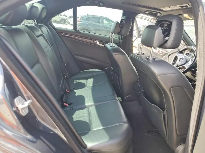 2013 MERCEDES-BENZ C 250  
