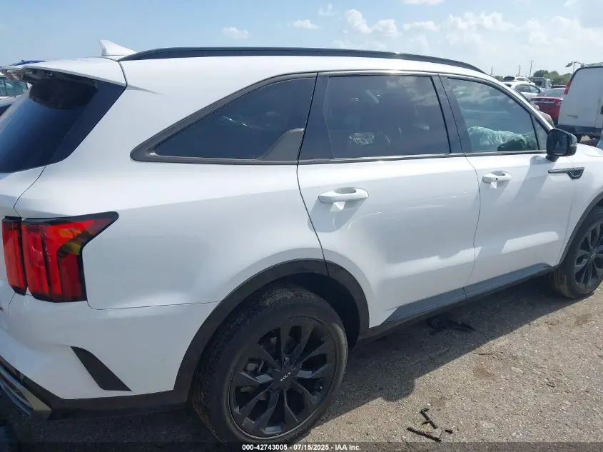 2023 KIA SORENTO SX