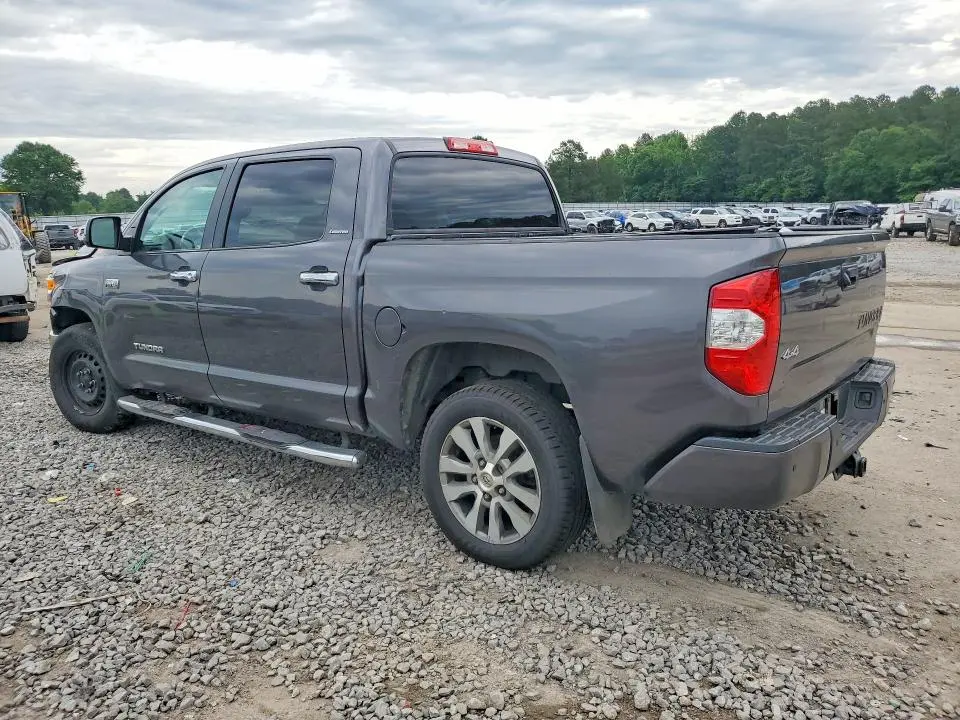 2017 TOYOTA TUNDRA CREWMAX LIMITED  