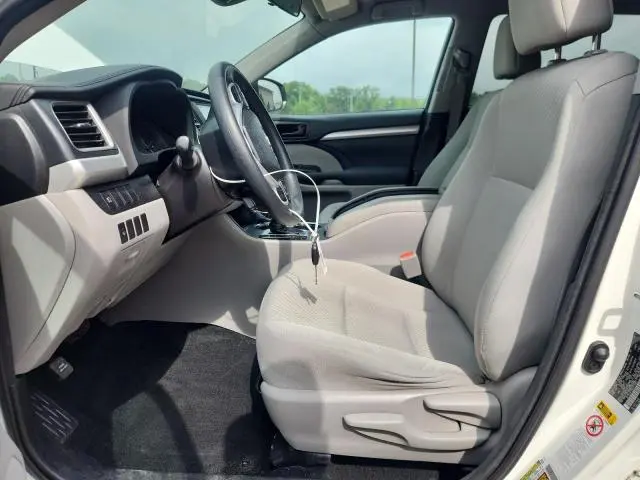 2017 TOYOTA HIGHLANDER LE  