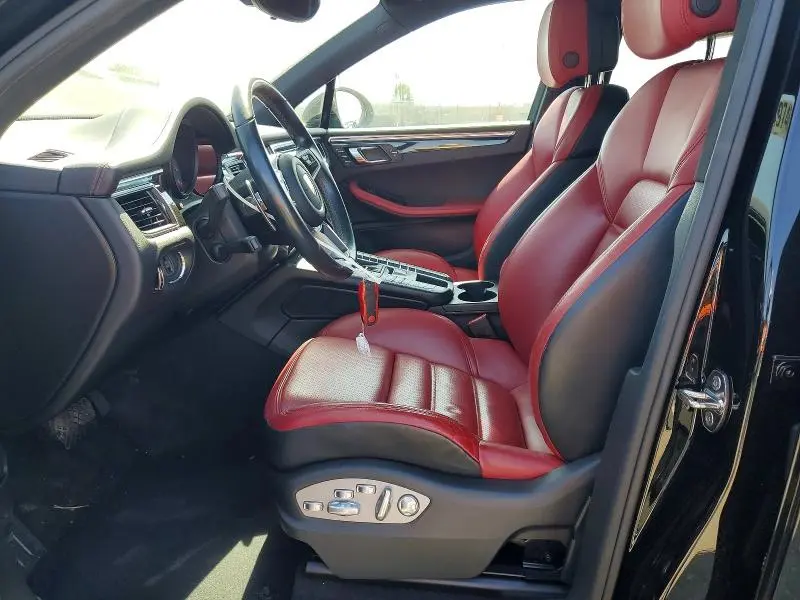 2017 PORSCHE MACAN S  