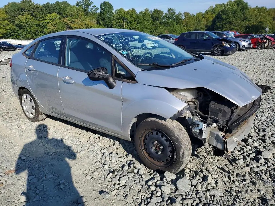 2015 FORD FIESTA S  