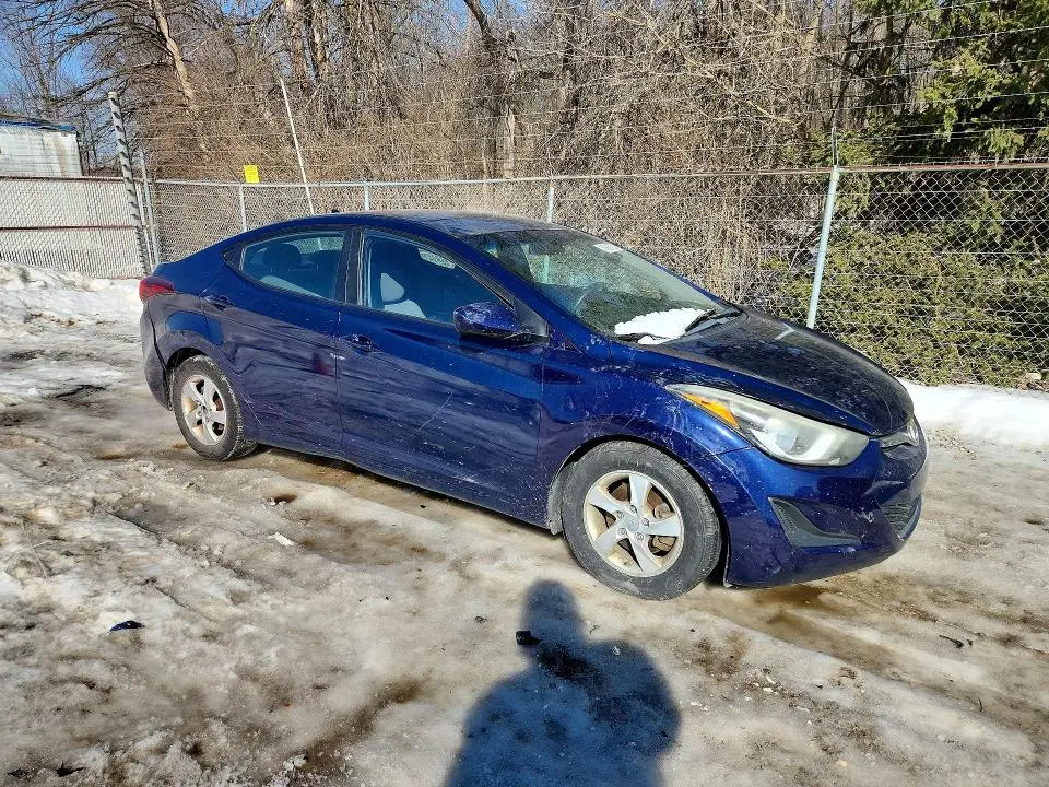 2014 HYUNDAI ELANTRA SE  
