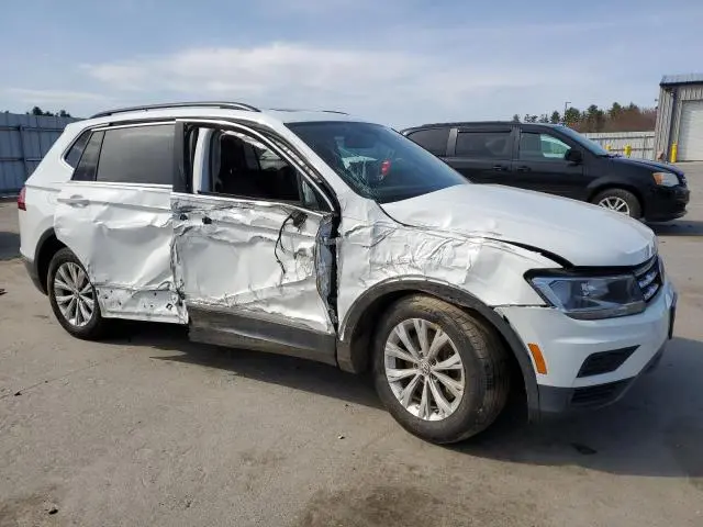 2018 VOLKSWAGEN TIGUAN SE  