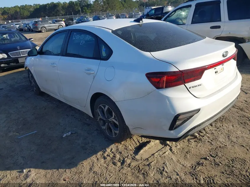 2021 KIA FORTE LXS