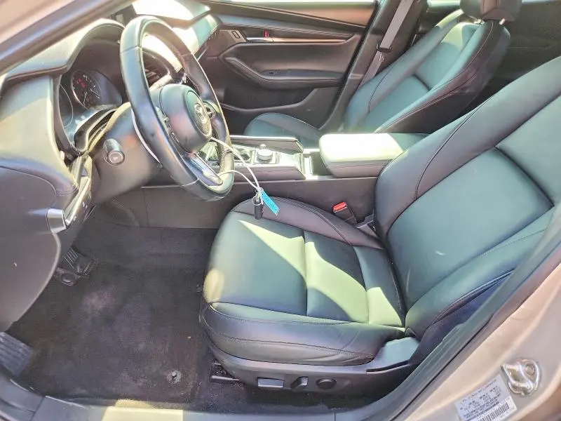 2024 MAZDA 3 PREFERRED  