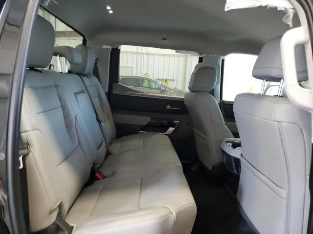 2024 TOYOTA TUNDRA CREWMAX LIMITED  