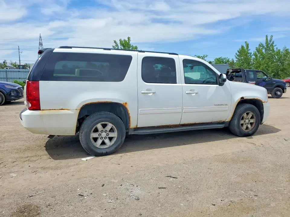 2011 GMC YUKON XL K1500 SLE  