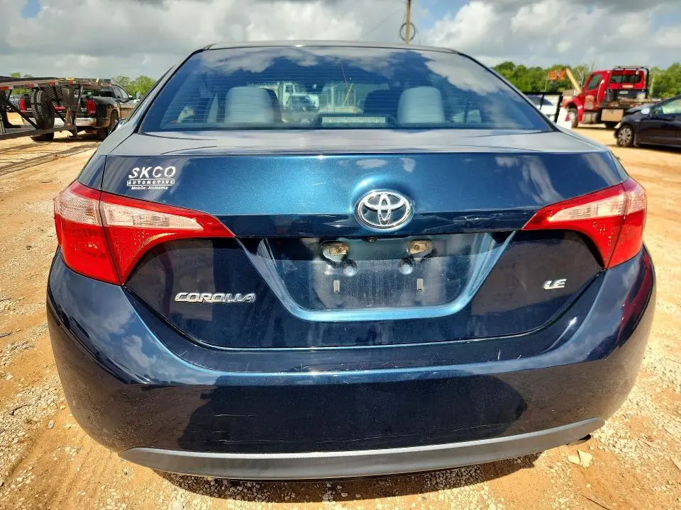2018 TOYOTA COROLLA LE  