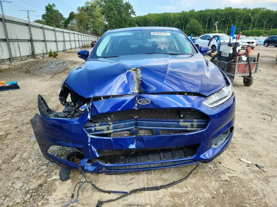 2013 FORD FUSION SE  