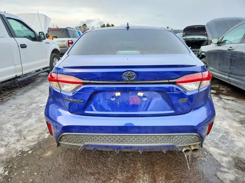 2022 TOYOTA COROLLA SE  