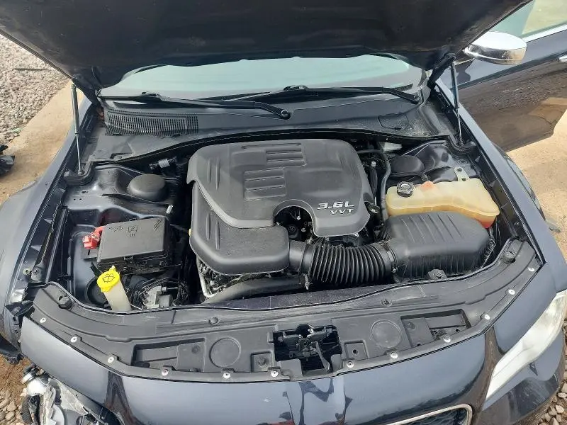 2017 CHRYSLER 300 LIMITED  