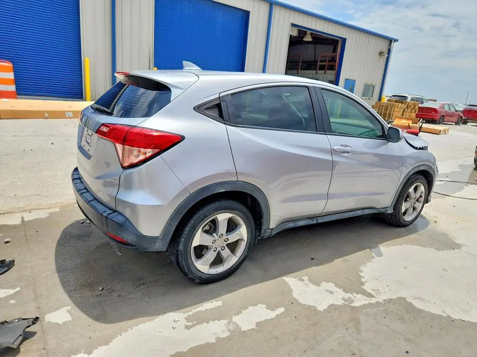 2018 HONDA HR-V LX  