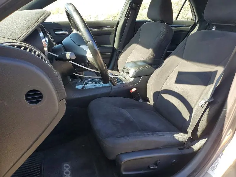2011 CHRYSLER 300   