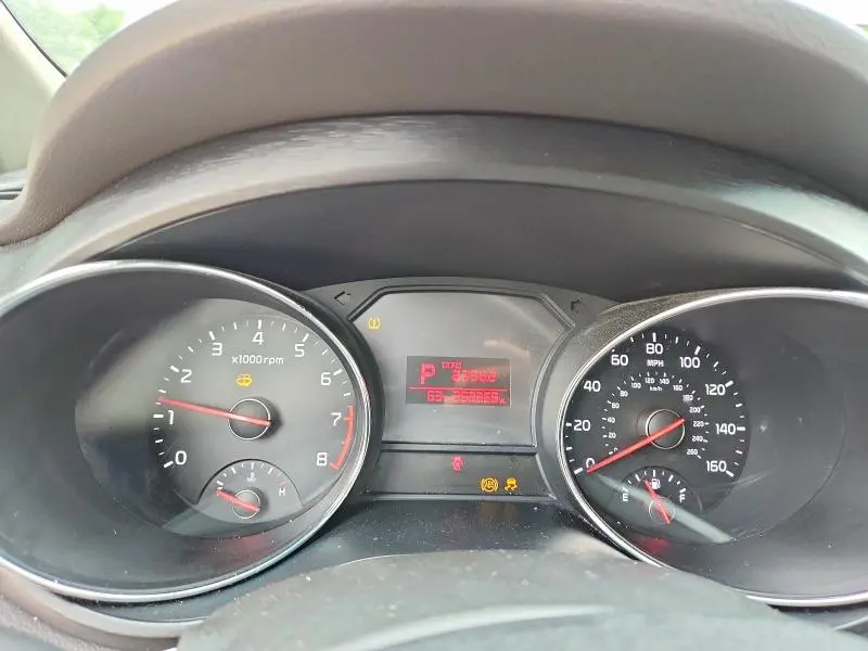 2016 KIA SEDONA LX  