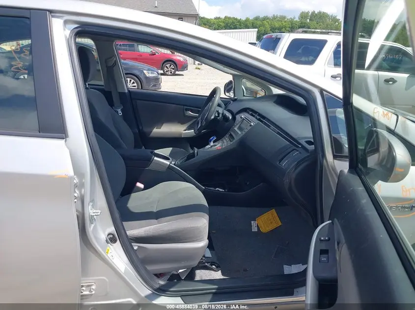 2013 TOYOTA PRIUS TWO