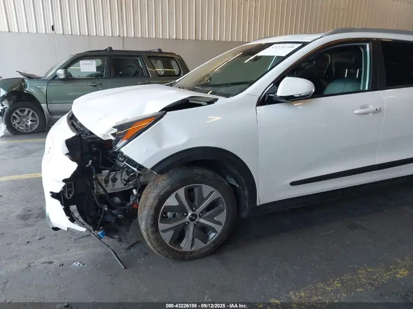 2022 KIA NIRO EV EX PREMIUM