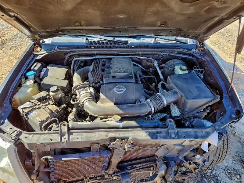 2015 NISSAN FRONTIER SV  