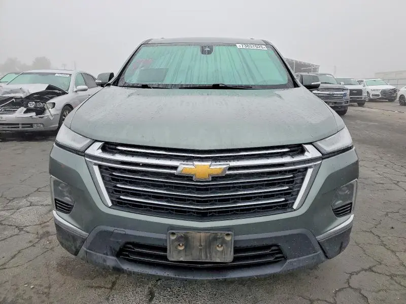 2023 CHEVROLET TRAVERSE LT  