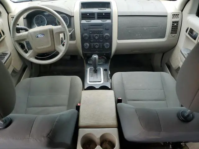 2010 FORD ESCAPE XLS  