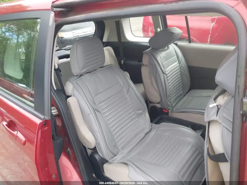 2013 MAZDA MAZDA5 SPORT