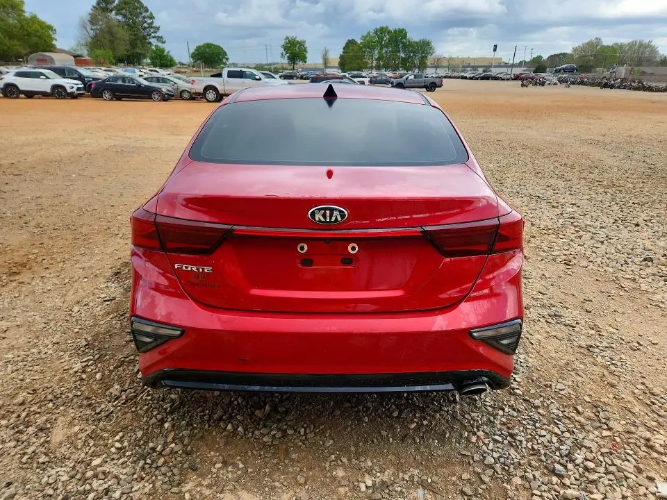 2019 KIA FORTE LXS  