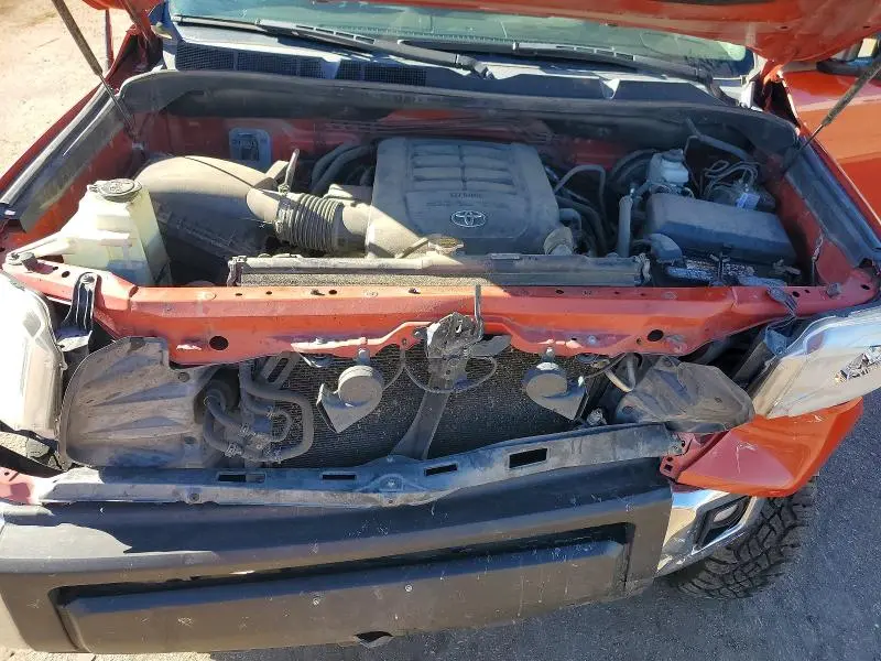 2016 TOYOTA TUNDRA SR5  
