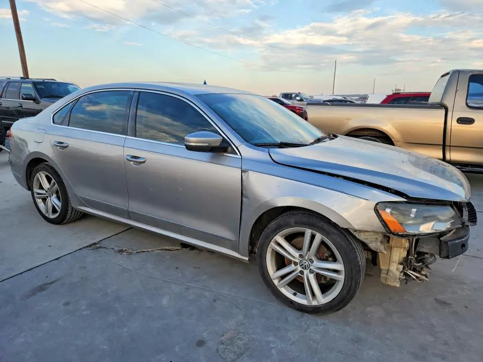 2014 VOLKSWAGEN PASSAT SEL  