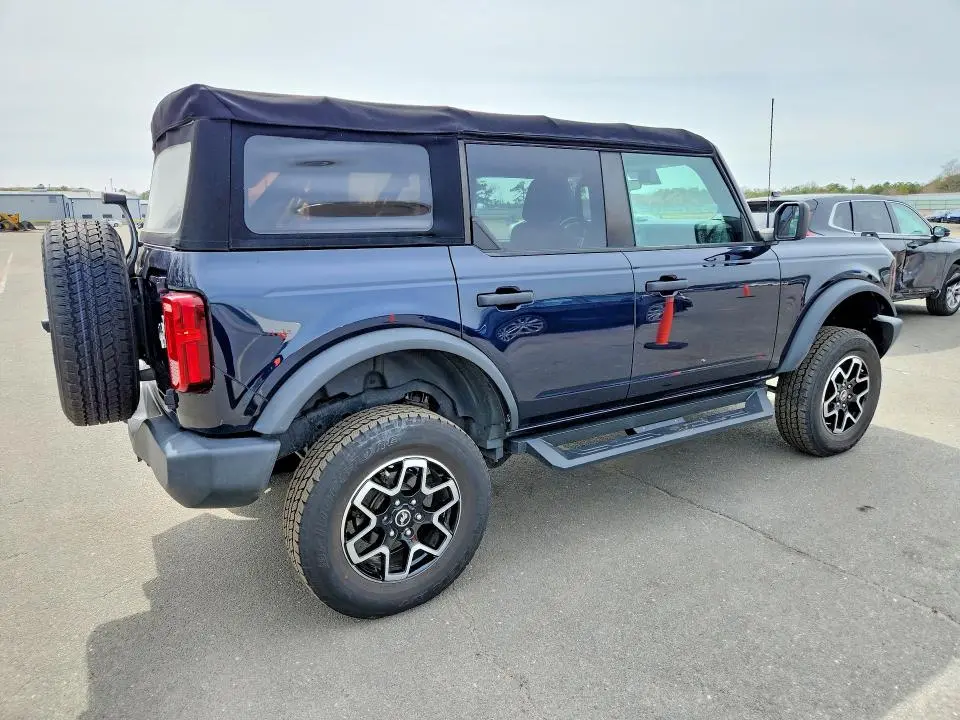 2021 FORD BRONCO BASE  