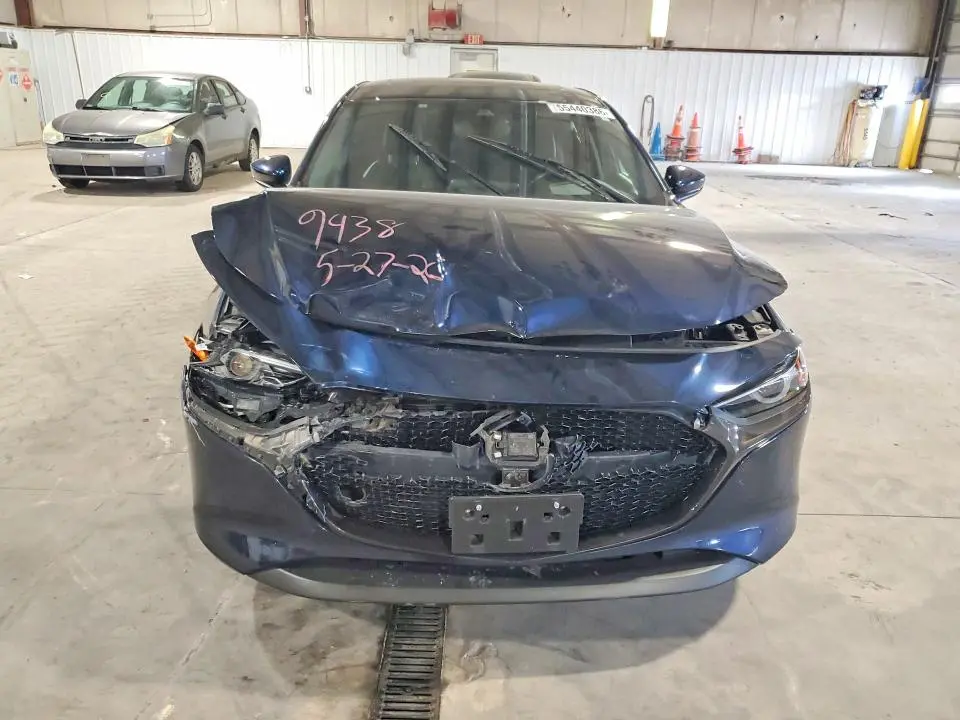 2019 MAZDA 3 PREMIUM  