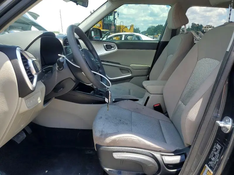 2025 KIA SOUL LX  