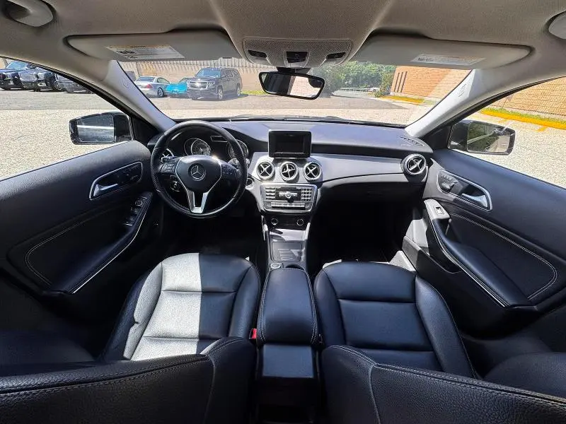 2015 MERCEDES-BENZ GLA 250  