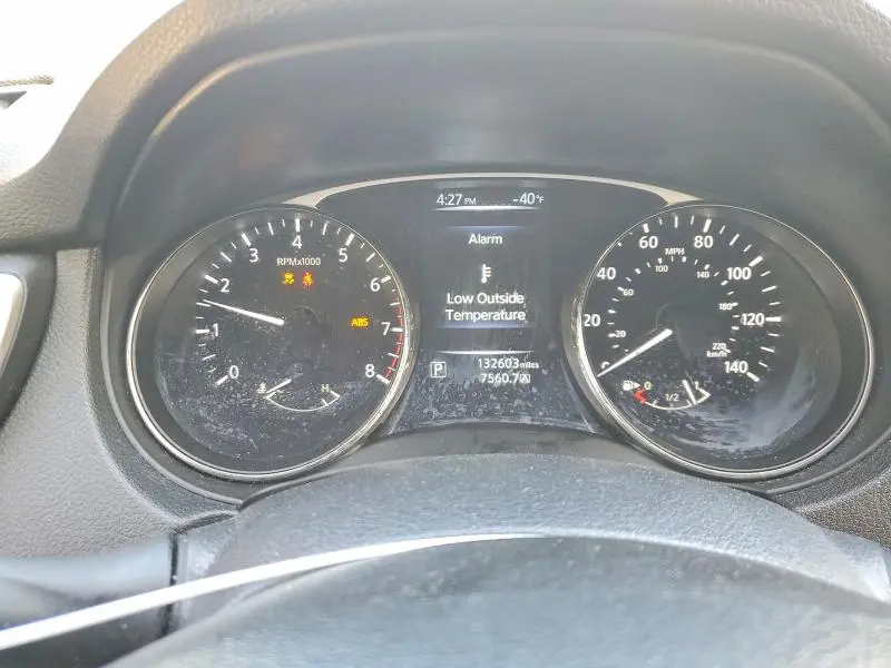 2016 NISSAN ROGUE SV  