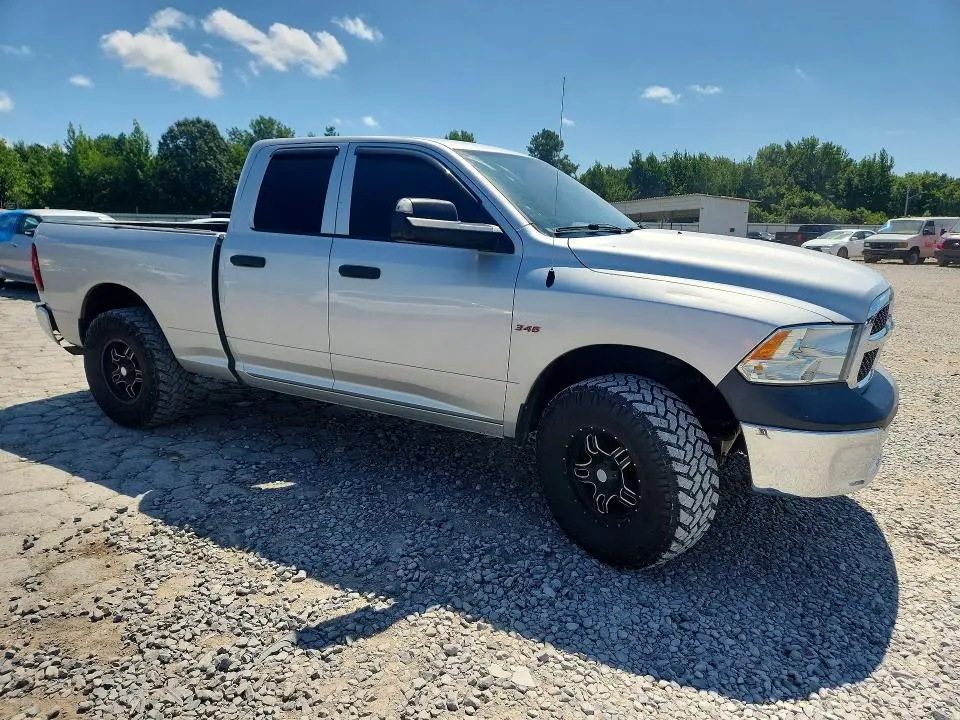 2016 RAM 1500 ST  