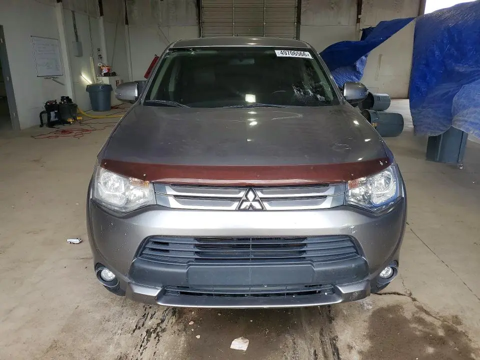 2015 MITSUBISHI OUTLANDER SE  