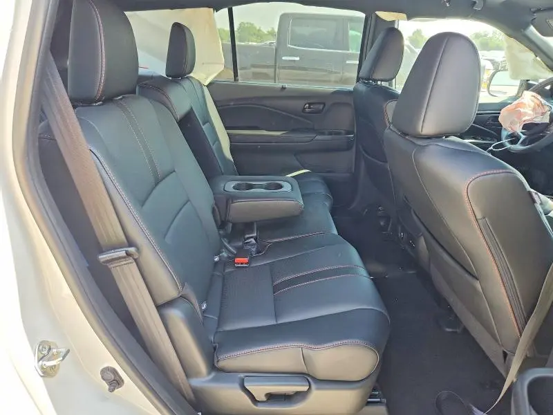 2025 HONDA PASSPORT TRAIL SPORT  