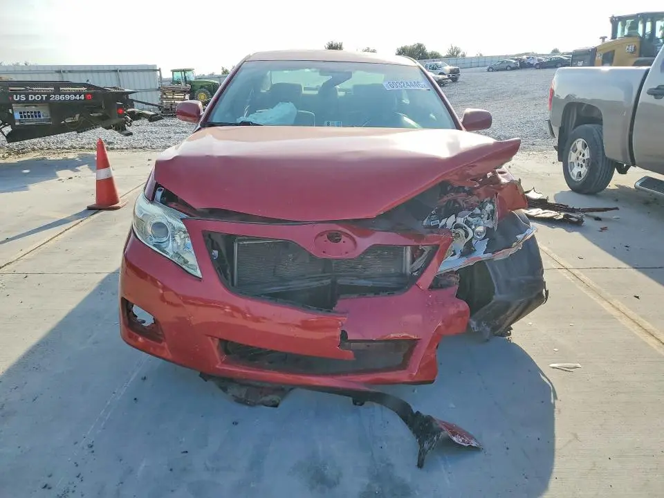2011 TOYOTA CAMRY LE  