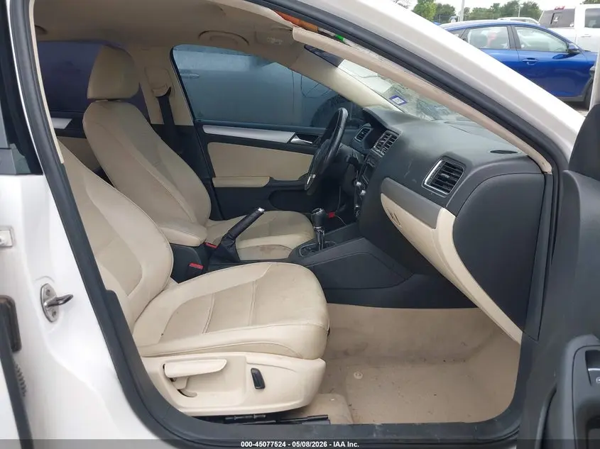 2013 VOLKSWAGEN JETTA 2.5L SE