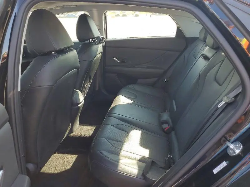 2022 HYUNDAI ELANTRA LIMITED  