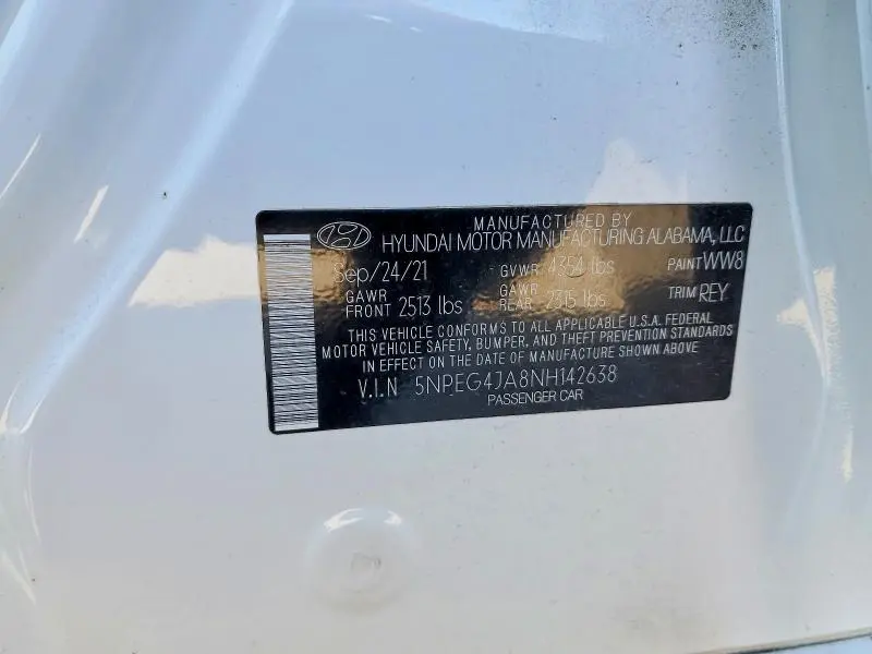 2022 HYUNDAI SONATA SE  