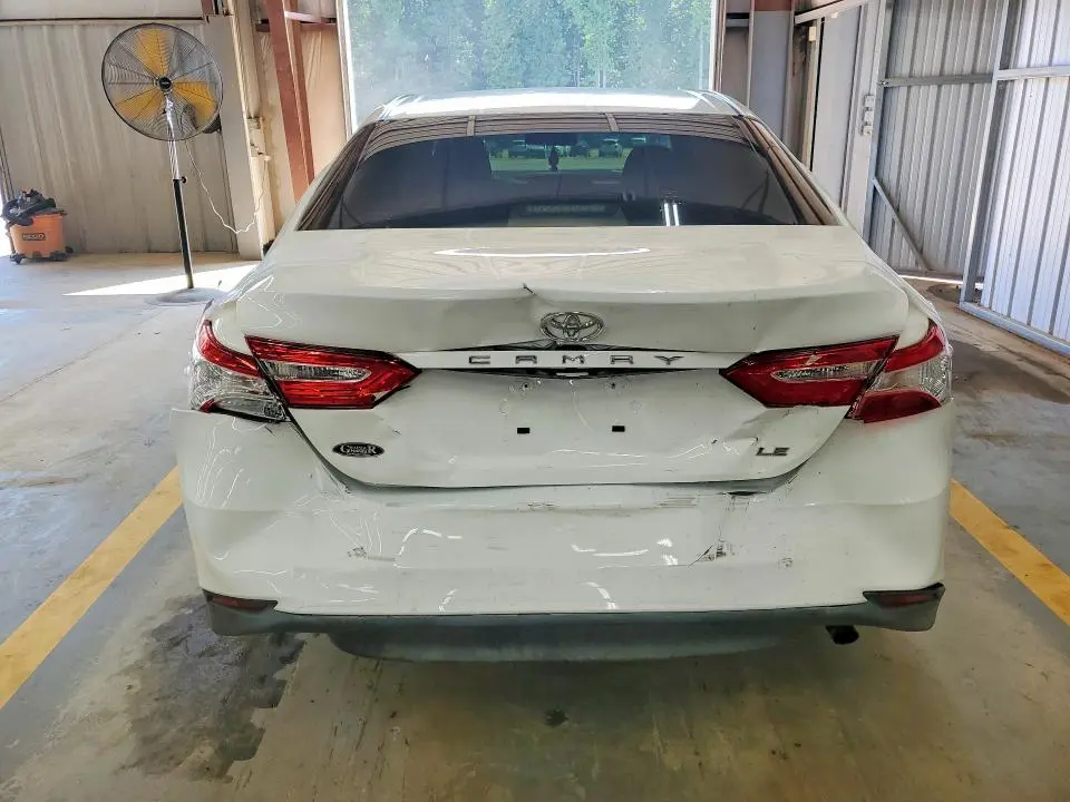 2018 TOYOTA CAMRY LE  