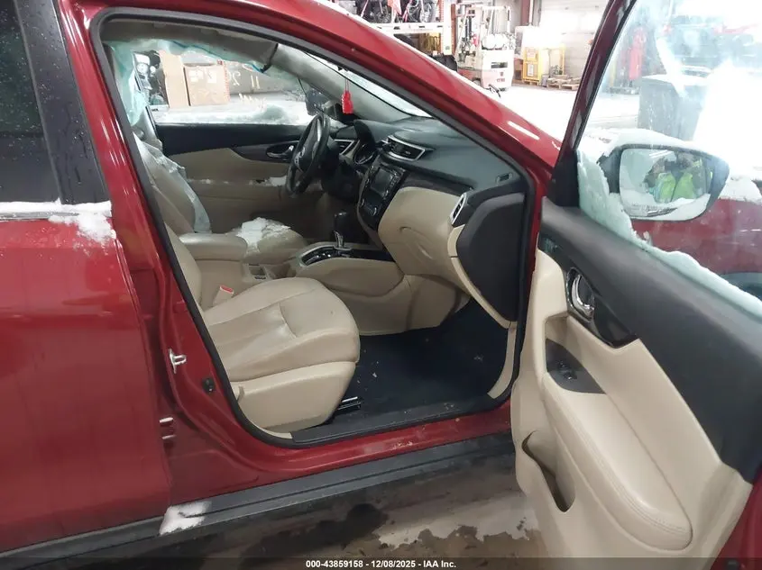 2016 NISSAN ROGUE SL