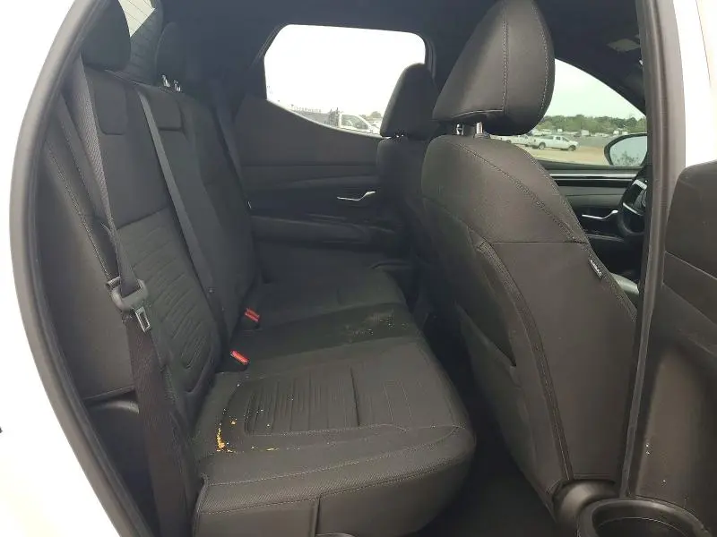 2024 HYUNDAI SANTA CRUZ SE  