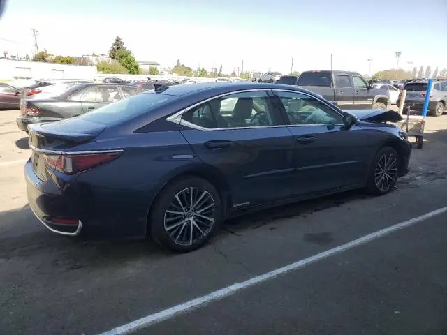 2022 LEXUS ES 300H BASE  