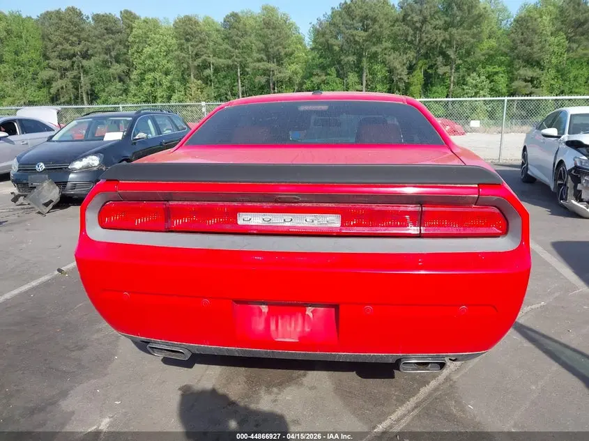 2014 DODGE CHALLENGER R/T PLUS